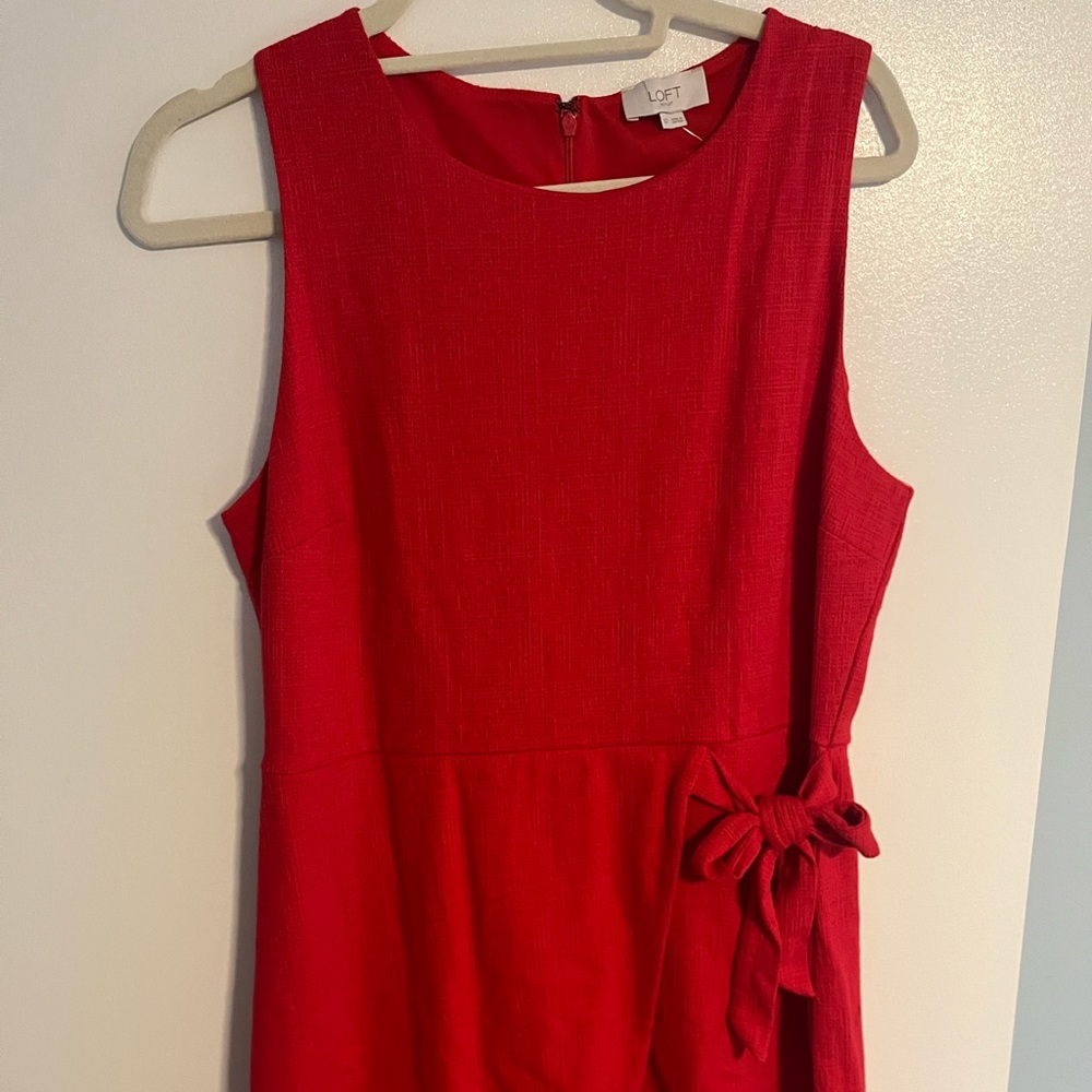 LOFT red tie waist dress